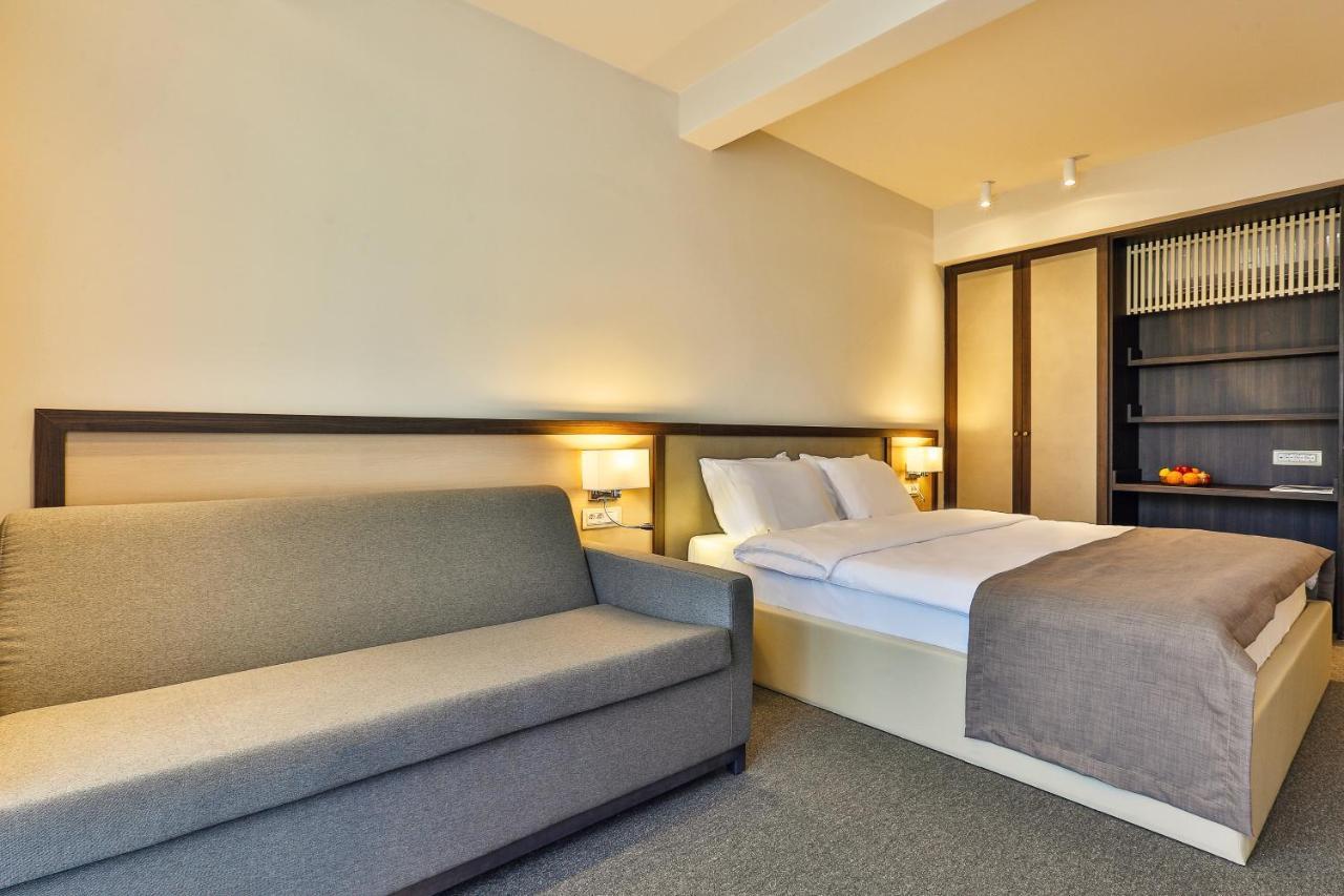 Hotel Bono Будва Екстер'єр фото